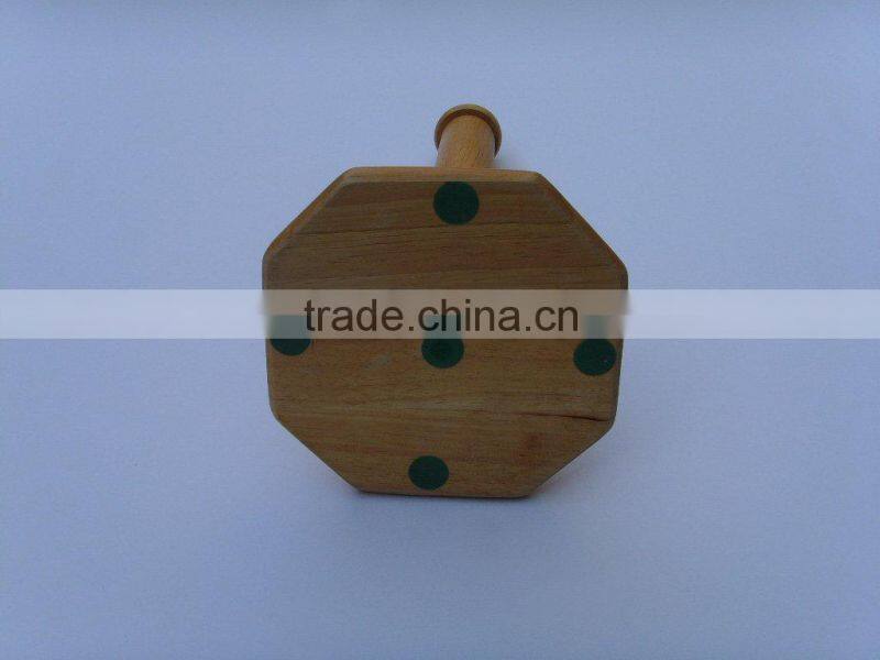 Wooden tissue roll Holder with skidproof feet