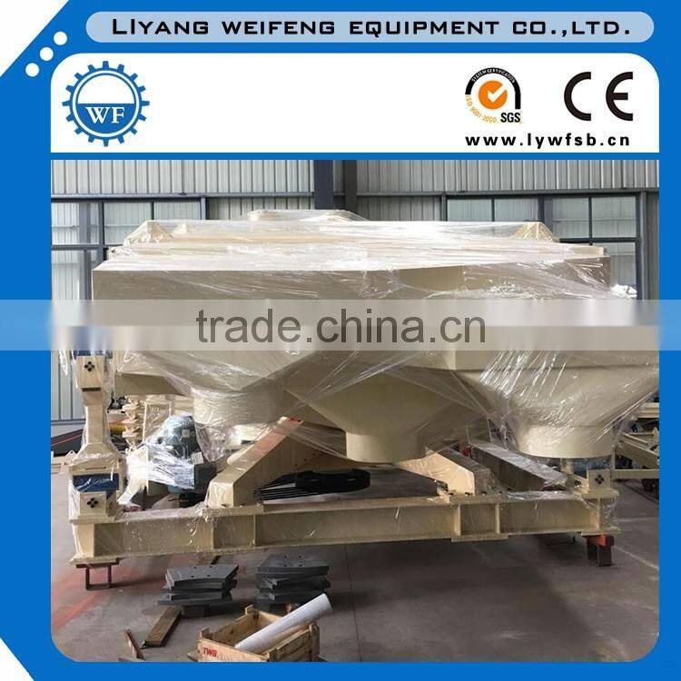 Separation of wood machine swing screen