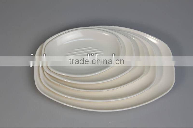 100% Melamine plates