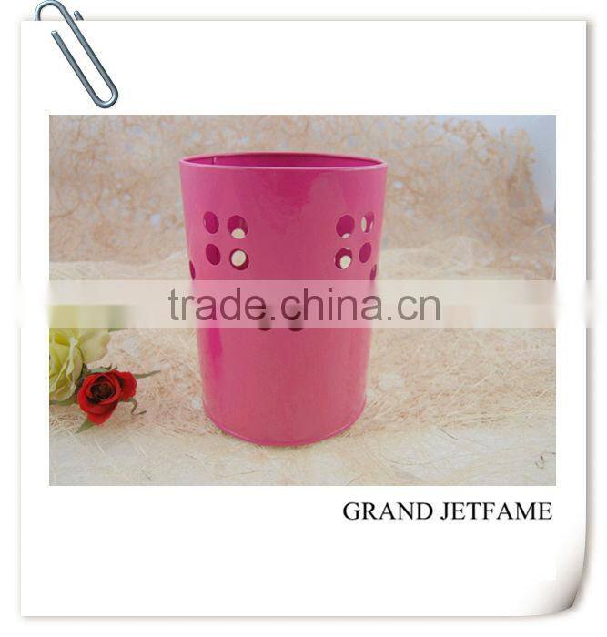 gift wrapping paper candle holder