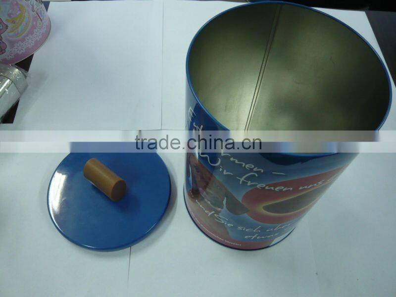 Tin Dog Food Box