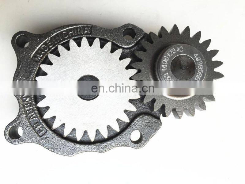 China Factory Price ISDe/QSB6.7 Diesel Engine Oil Pump 4939588