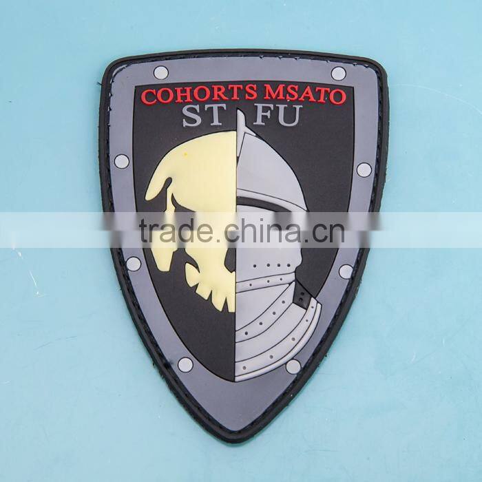 2015 military style 3D embossed rubber patch pvc label silicone badge
