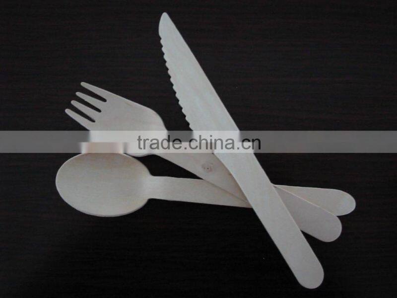wooden disposable cutlery