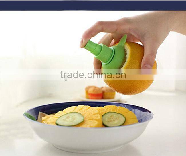 2pc Creative Gift Lemon Juice Sprayer Citrus Lime Orange Spray Squeezer Hand Juicer Juice Maker