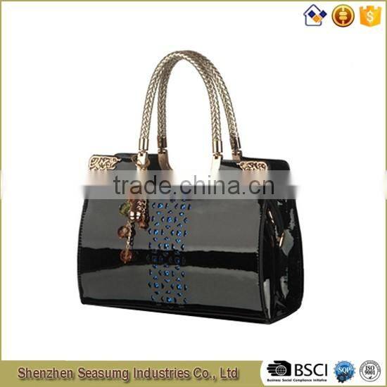 High Quality Patent PU Handbag with Long Shoulder Strap