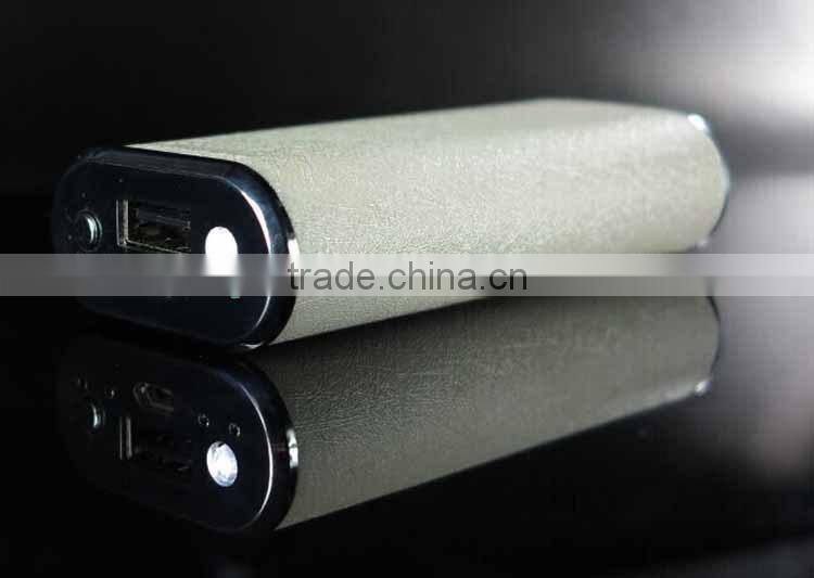 5600MAH Remote Camera Self-timer Controller with Portable LED Power Bank Light