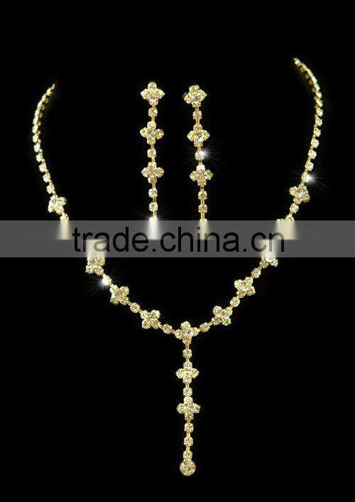 Clear Crystal Gold Plated Necklace Earrings Set CS1074