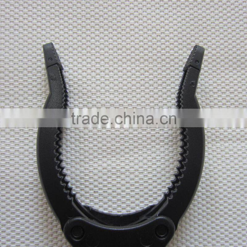 Garbage Pick Up Grabber Tool For Garden Use Or Household Usage