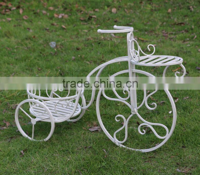 Bicycle planters in iron