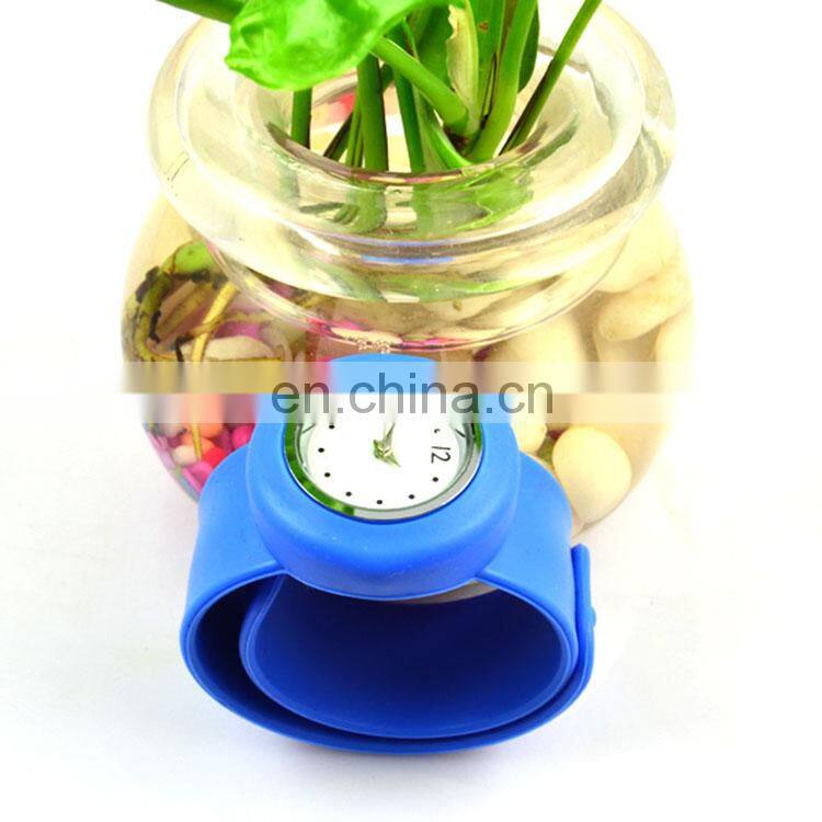 Promotional waterproof silicone slap band watch