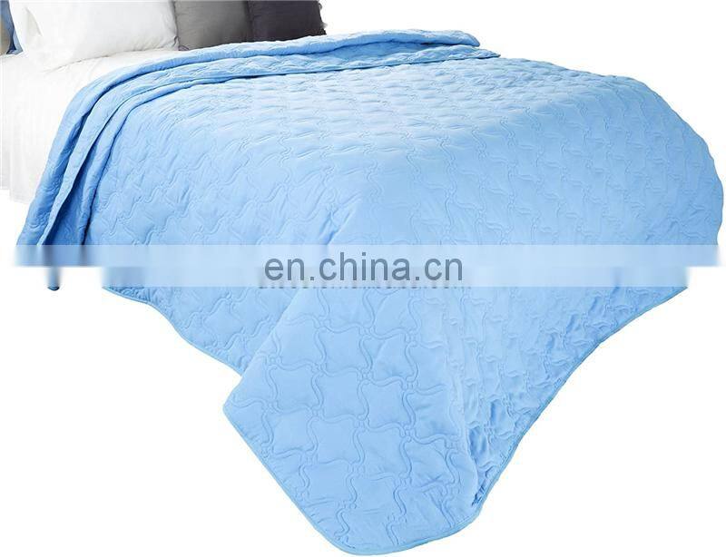 UT1800S non woven fabrics Bed Sheet Four-Piece Suit Automatic ultrasonic quilt making machine with vertical cutte