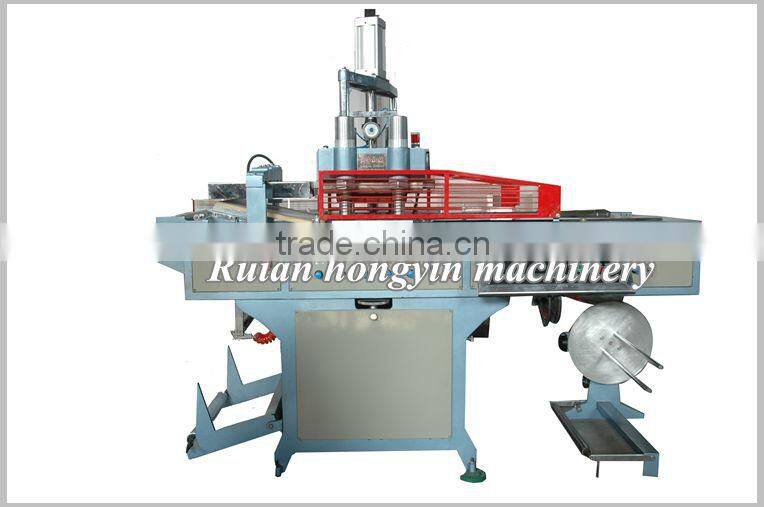 Automatic Plastic Tray Thermoforming Machine (HY-510 580)