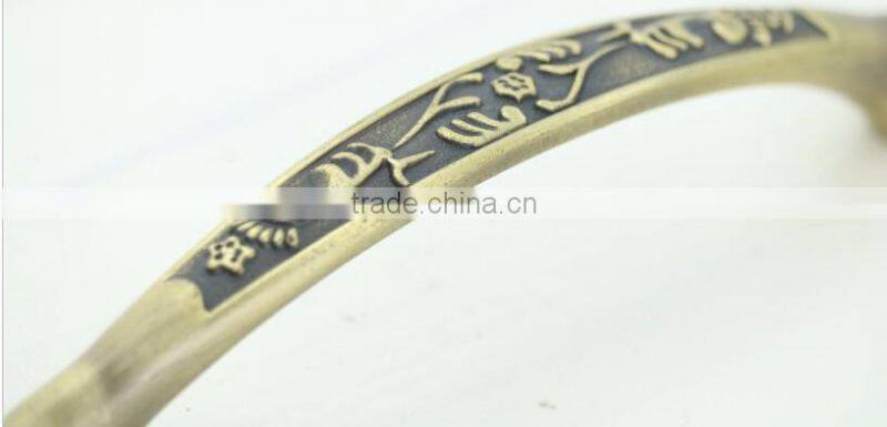 China Supplier Furniture Handle & Knob