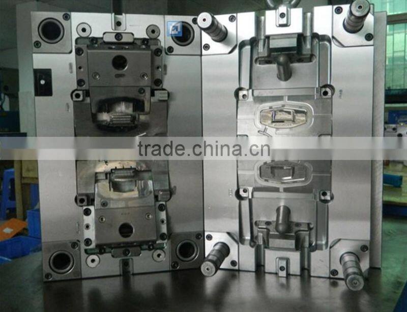 plastic moulds maker
