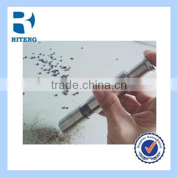 stainless steel Bottle shaped Pepper mill and Salt shaker