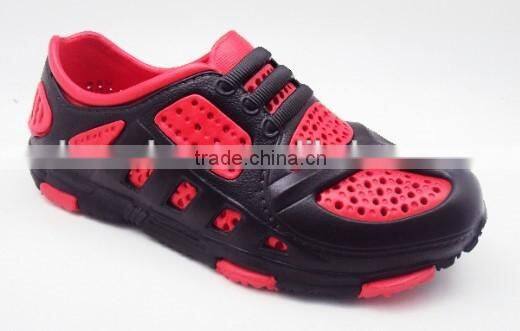 New Sneaker/Sports Shoe Style EVA Clogs Garden Shoes for Men