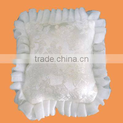 Lovely White lace plain inflatable polyester ring pillow