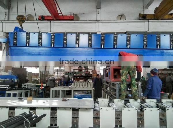 YT-R7 metal sheet roll forming machine