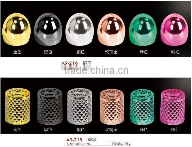 Cylindrical plastic dice cup shelf