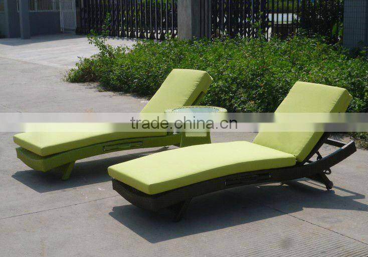 GOOD QUALITY PEOPLE LOUNGER FURNITURE SUNLOUNGES UV resistant garden furniture rattan Sun lounger
