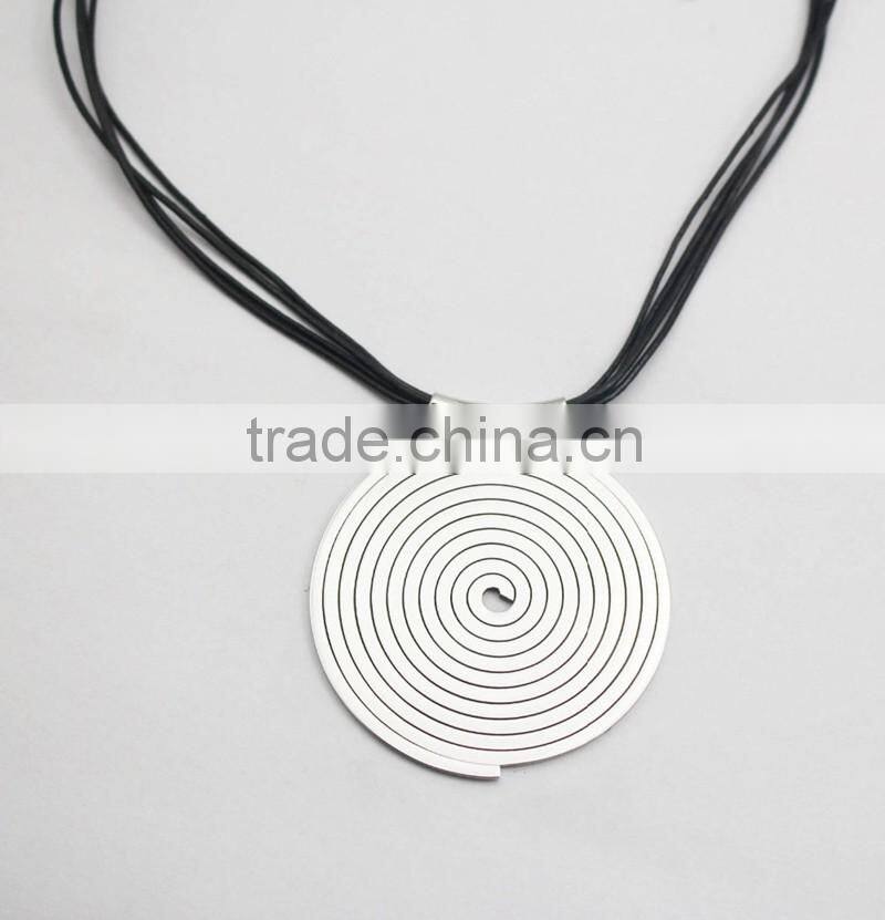 Rope Chain Stainless Steel Large Round Pendant Necklace