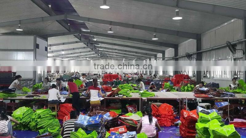 the best custom made and printed promotional bopp laminated non-woven shopping bag In Vietnam