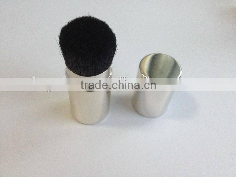 mini retractable powder brush