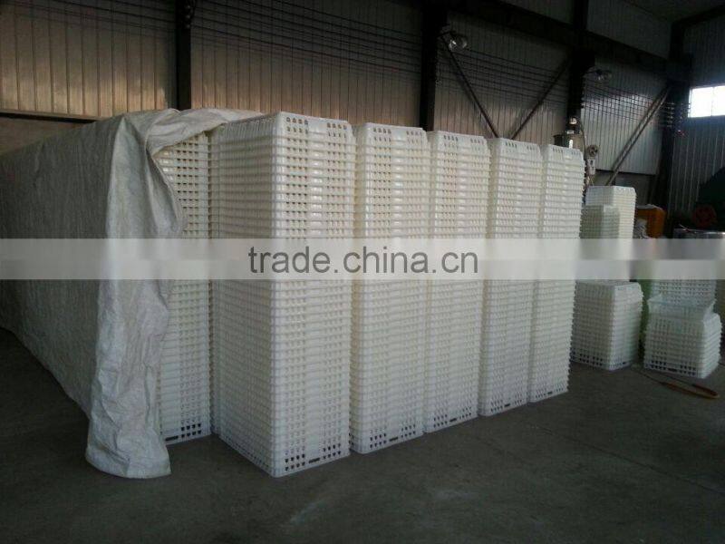 2015 china best price plastic cage for chicken transportation