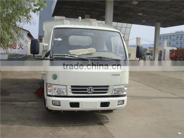 Factory direct sale dongfeng light garbage cleaning mini road sweeper