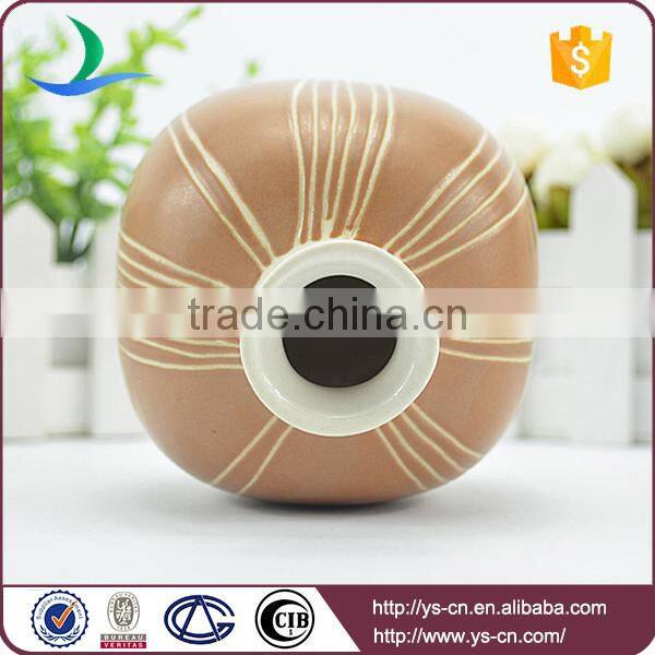 hot selling fashionable home decor Brown ceramic vase
