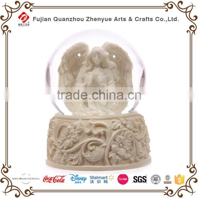 Sweet candy unique christmas tree snow globe