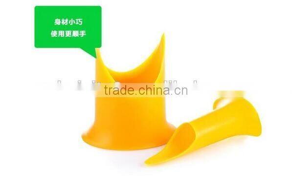 CY168 Pepper Tomato Coring Tools / Vegetable Core Remover / Kitchen Pepper Corer