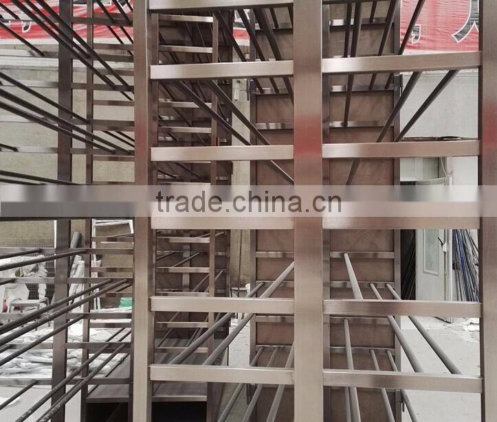 KTV Bar Stainless Steel Wine Display Shelf Rack Metal Wine Rack