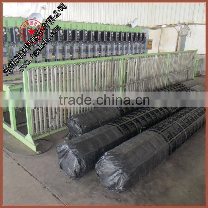 Biaxial steel-plastic compound geogrid