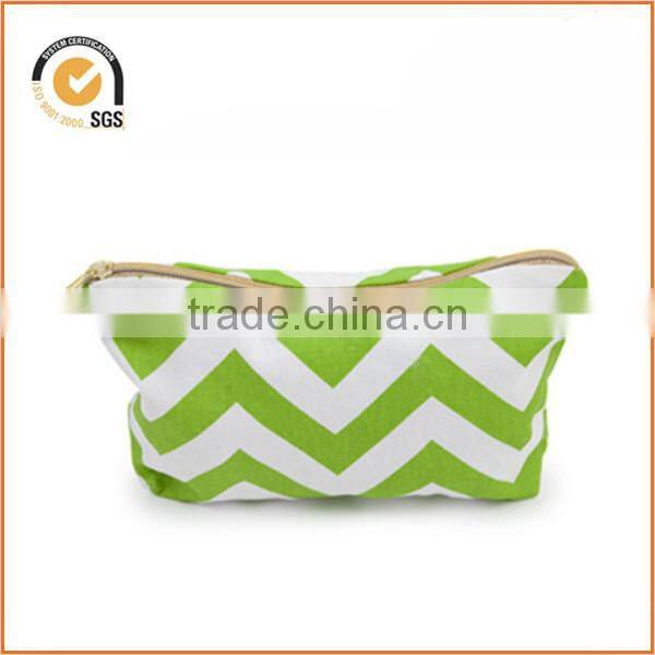 Vintage Camera Applique Zipper Pouch/Makeup Bag: Yellow Canvas with Black and White Fabric By Chiqun Dongguan CQ-H01072