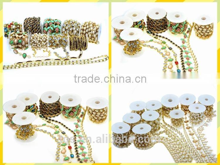 Rhinestone Brass Cup Chain