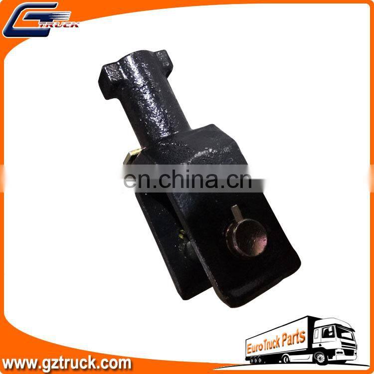 Heavy Duty Truck Parts Tow Hook Oem 1629389 20442050 20583303 for VL FM/FH Truck Coupling Jaw, Retaining Clamp