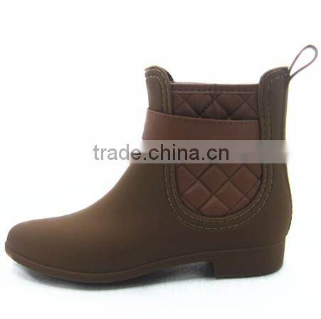 Fashionable Waterproof PVC Rain Boots For Women