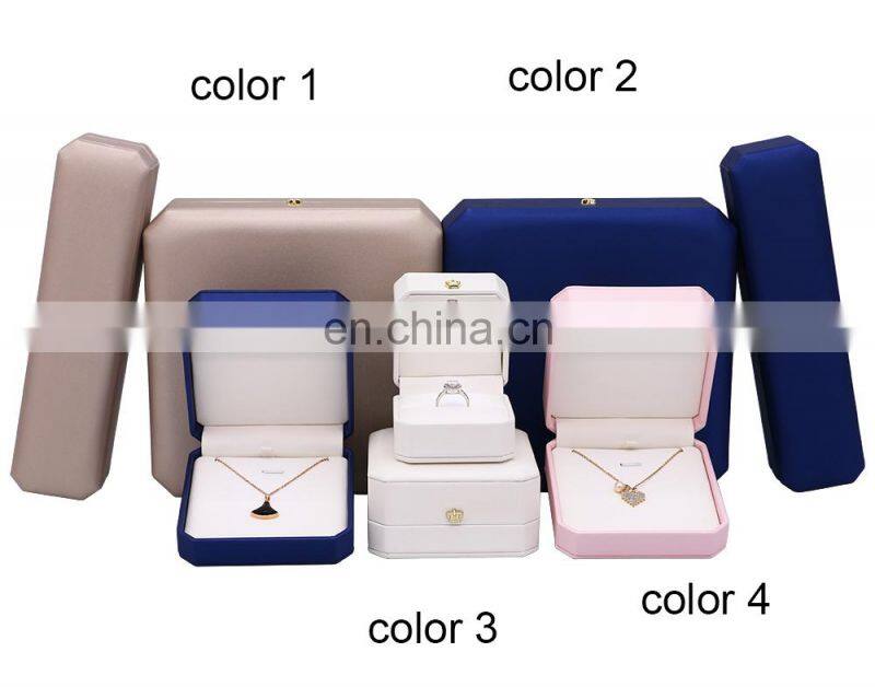 Wholesale Luxury Pu Leather White Ring Box Packaging