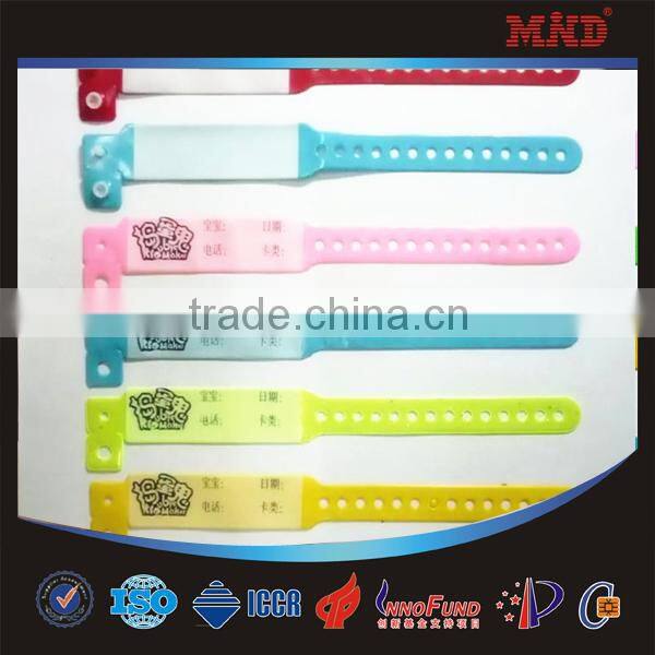 MDW164 Passive UHF/HF RFID Wristband For Access Control