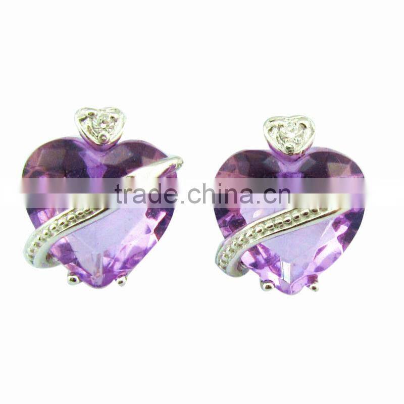 Woman heart-shaped zircon Purple silver earring