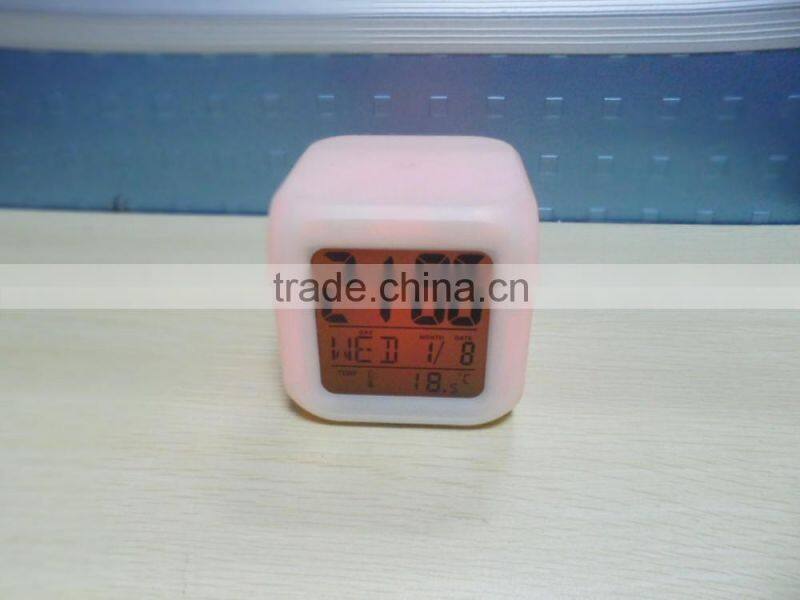 LED Color changing cube clock- digital alarm clock with Celander