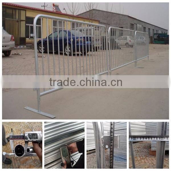 Hot dipped galvanized anping pedestrian metal traffic crowd control barrier