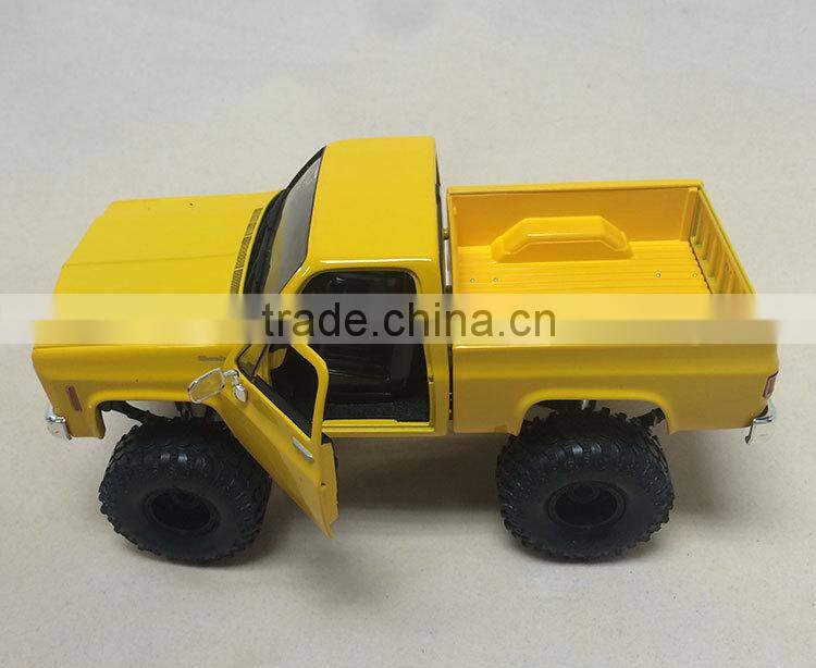 die cast model car 1 24