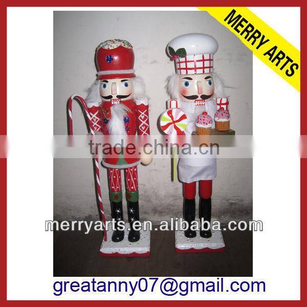 yiwu factory cheap wooden figurine nutcracker costumes wholesale wood christmas nutcracker