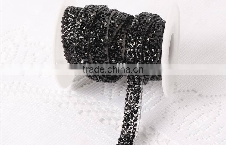 Black Color Resin Diamond Hot Fix Rhinestone Chain/belt For Wedding Dress