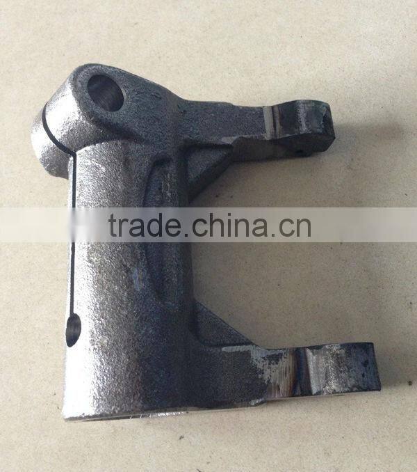 QJ705 S6-150 S6-90 Release Bearing Fork for Bus (1096302109)