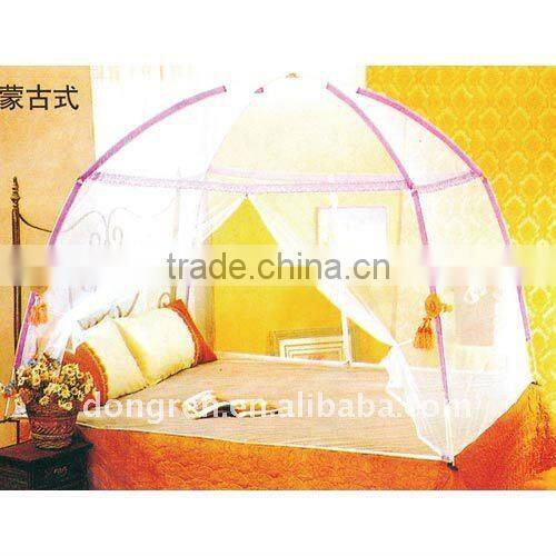 Polyester self-prop mosquito net