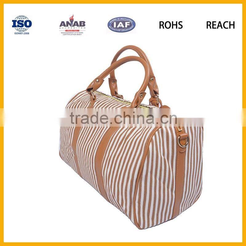 Large Capacity Luggage Bag Pillow Shaped Travelling Bag Polyester Sports Bags